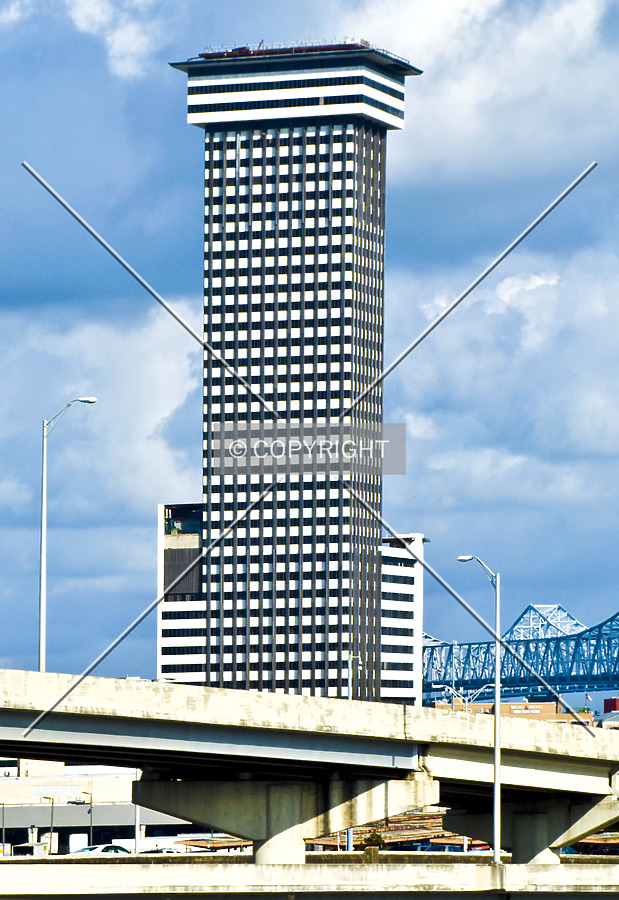Plaza Tower by Jorge Molina