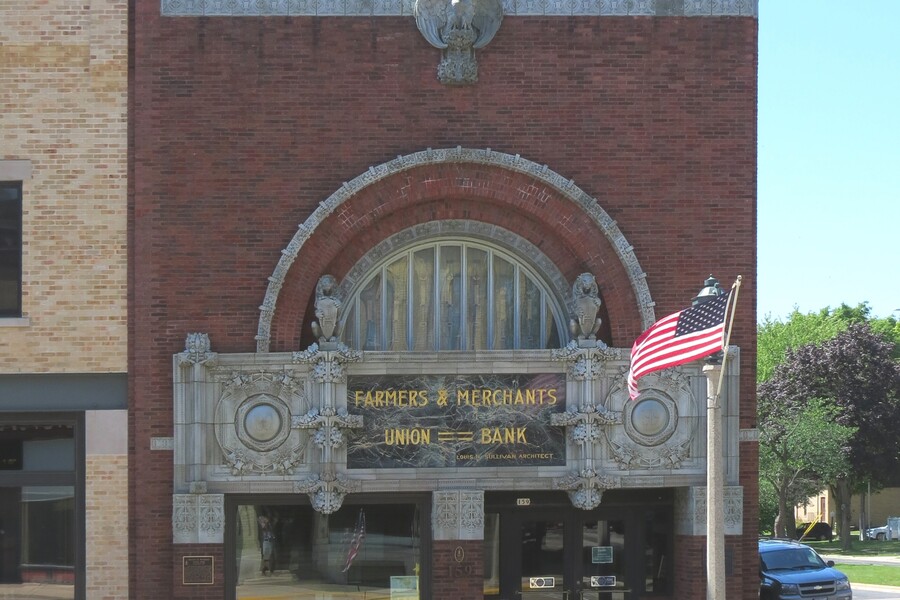 Farmers and Merchants Union Bank