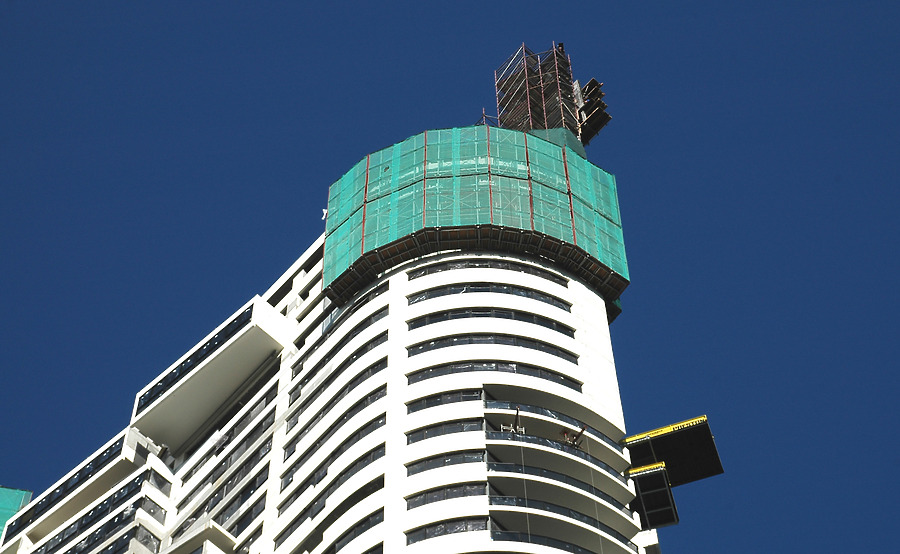 Meriton Tower by John Bek