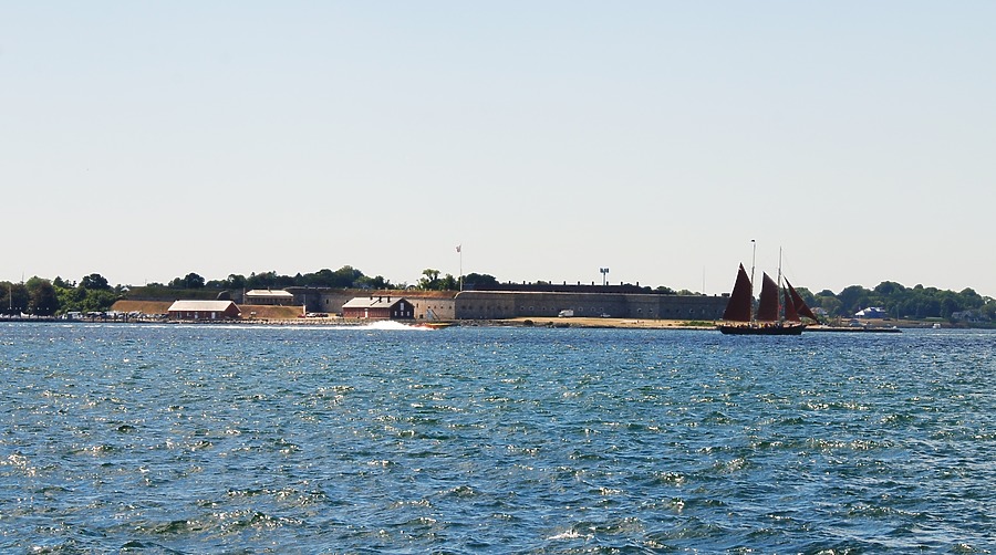 Hyatt Regency Newport by Brian LoBue