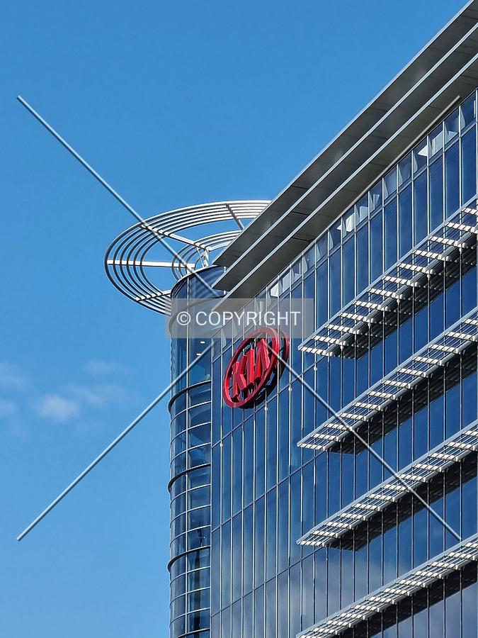 Kia Motors European Headquarters & Design Center by Nephilim