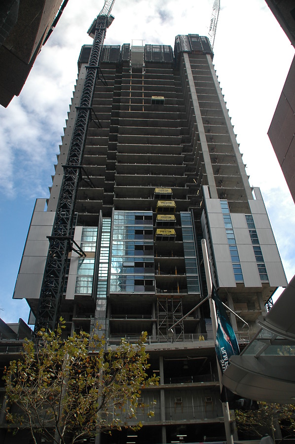 Lumière Residences by John Bek