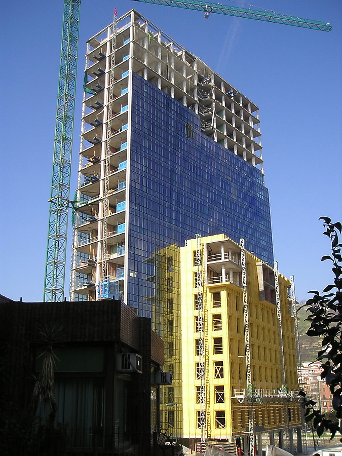 Isozaki Atea I by Mikel Allende