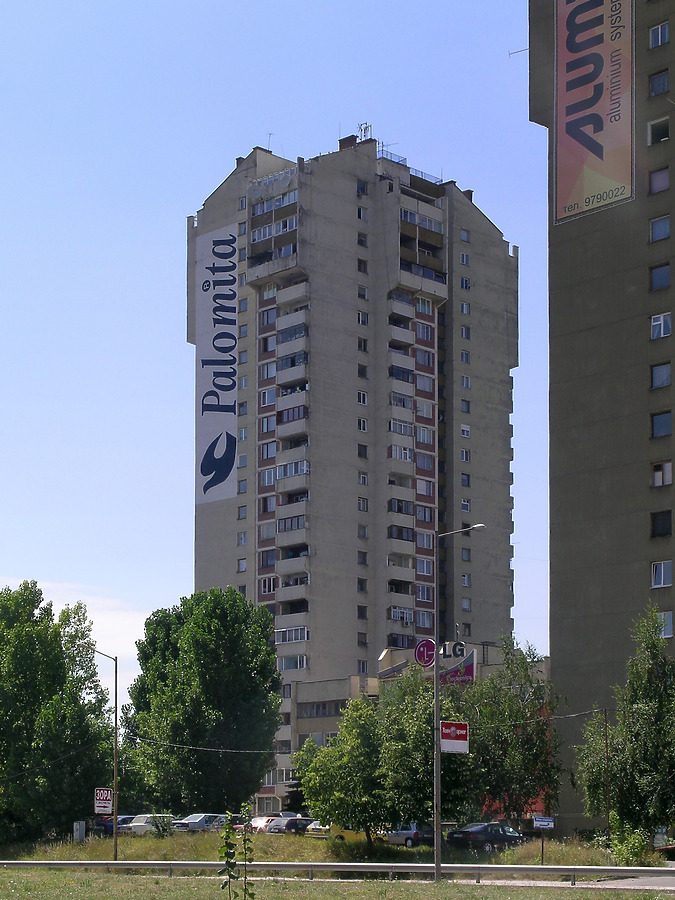 Mladost 1, Block 1V by Kaloian