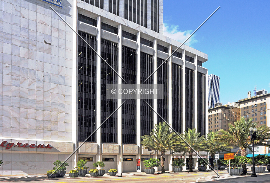 SunTrust International Center by Jorge Molina