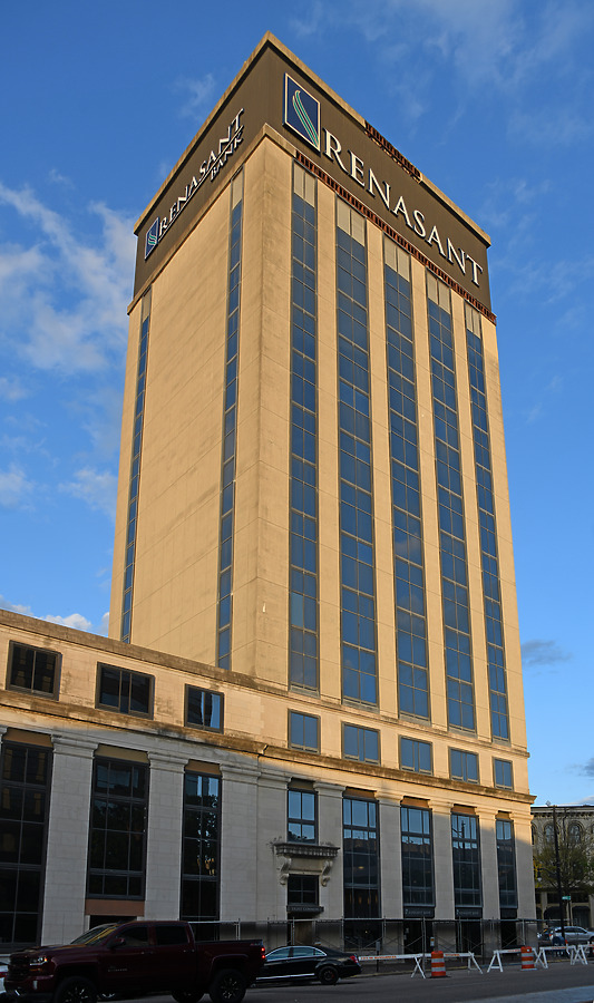 Renasant Bank Building by John W. Cahill