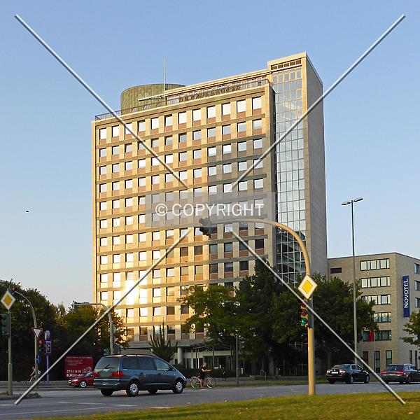 Alstertower by Nephilim