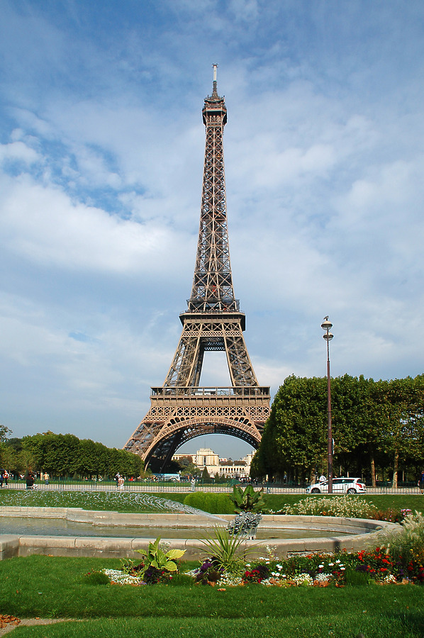 Tour Eiffel by John Bek