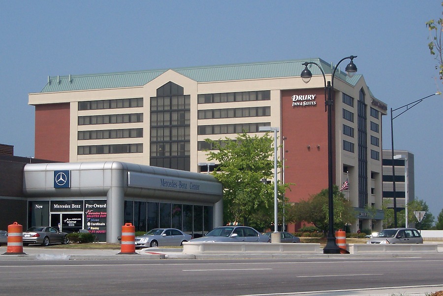 Drury Inn & Suites Creve Coeur by Ryan Hildebrand
