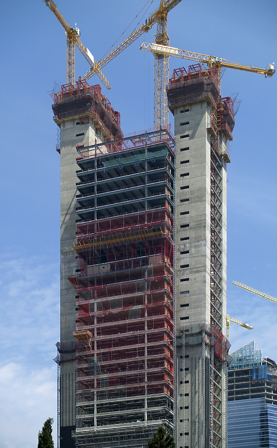 Torre Caja Madrid by Cesar Serrano