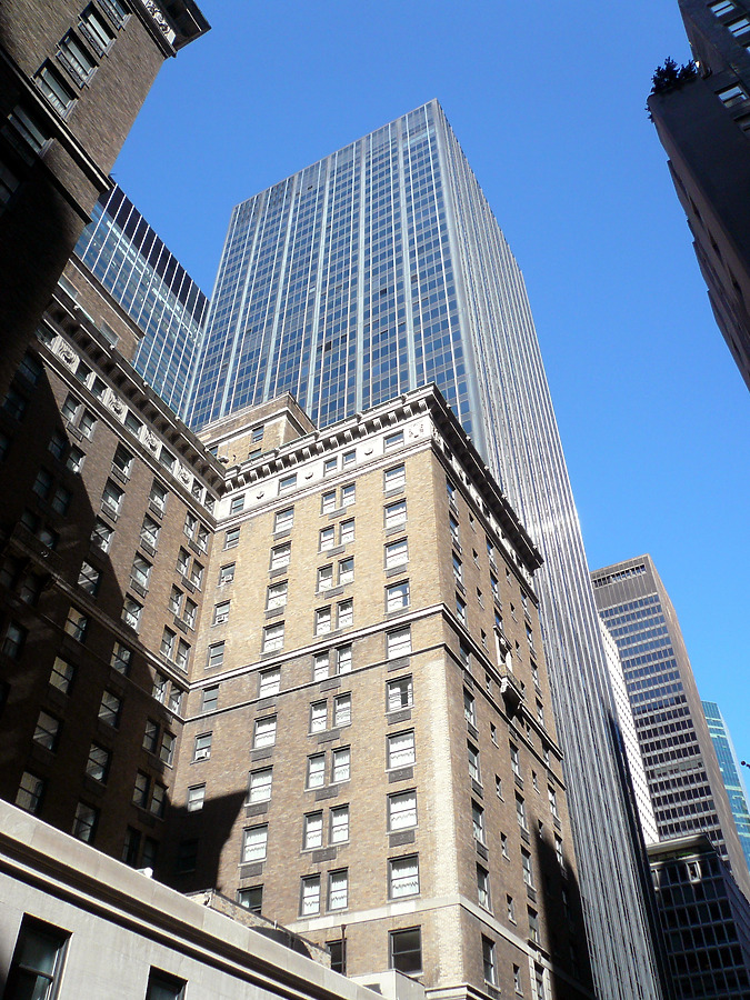 299 Park Avenue by Nate Lindsey