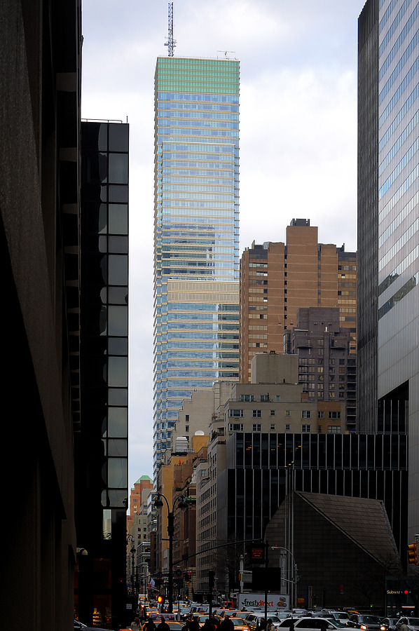 Bloomberg Tower by David Guija