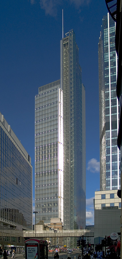 Heron Tower by Cesar Serrano