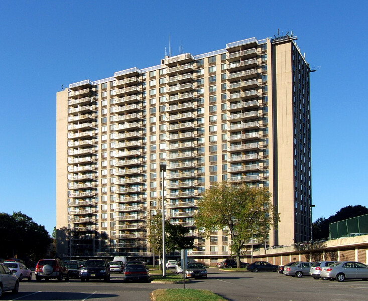 207-857-492