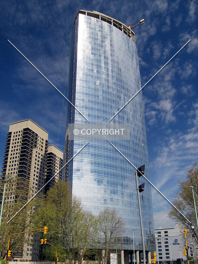 Torre Repsol YPF by Maximiliano Buono
