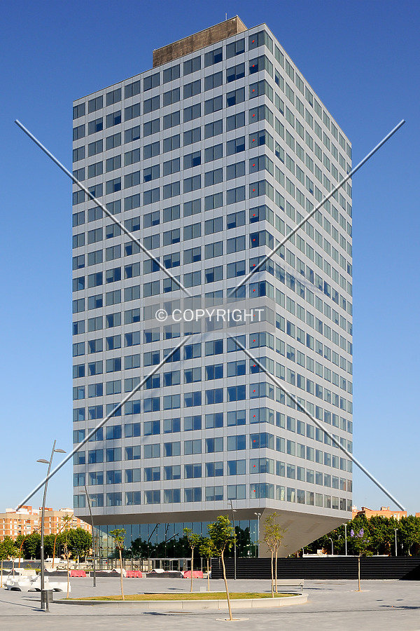 Torre Auditori by David Guija