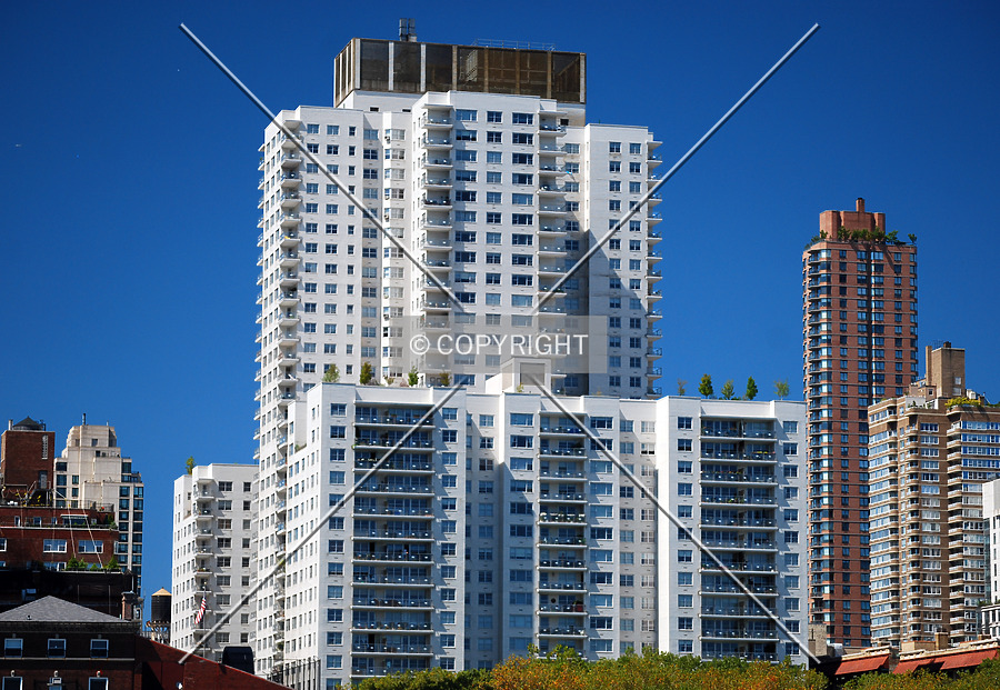 Pavilion Apartments by Royce Douglas
