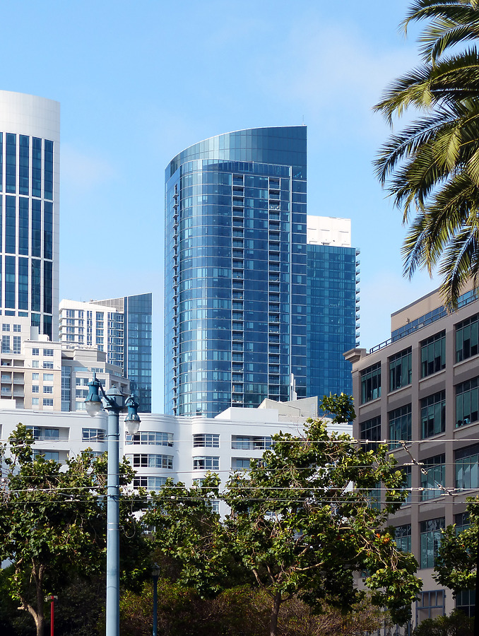 399 Fremont Street by Nate Lindsey