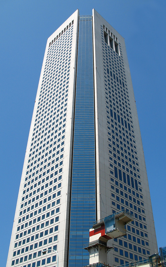 Tokyo Opera City Tower by Kevin Hemphill