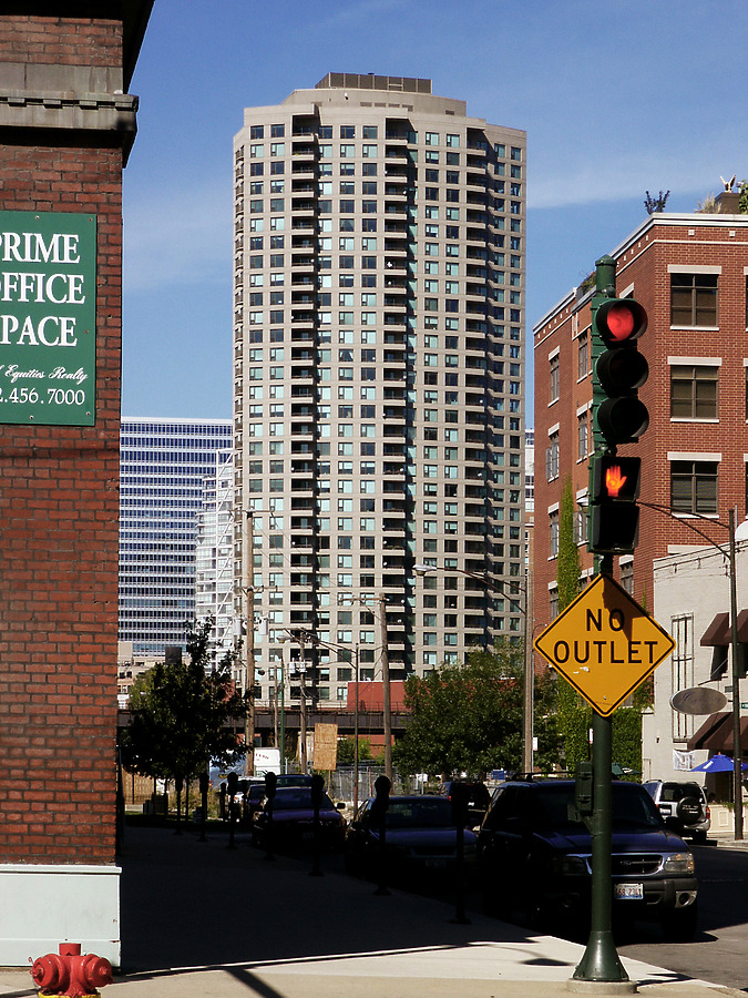 Kinzie Park Tower by Daniel Kieckhefer