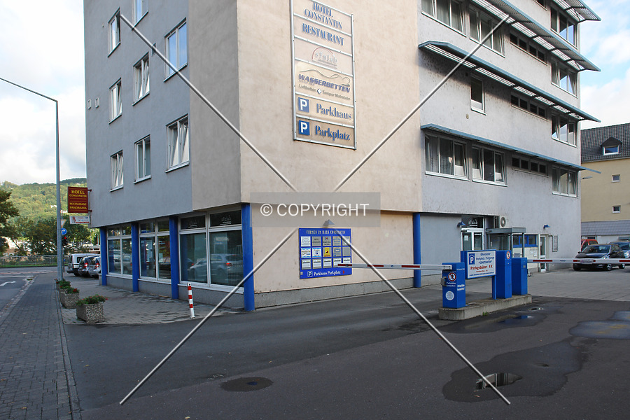 Haus Constantin by Nephilim