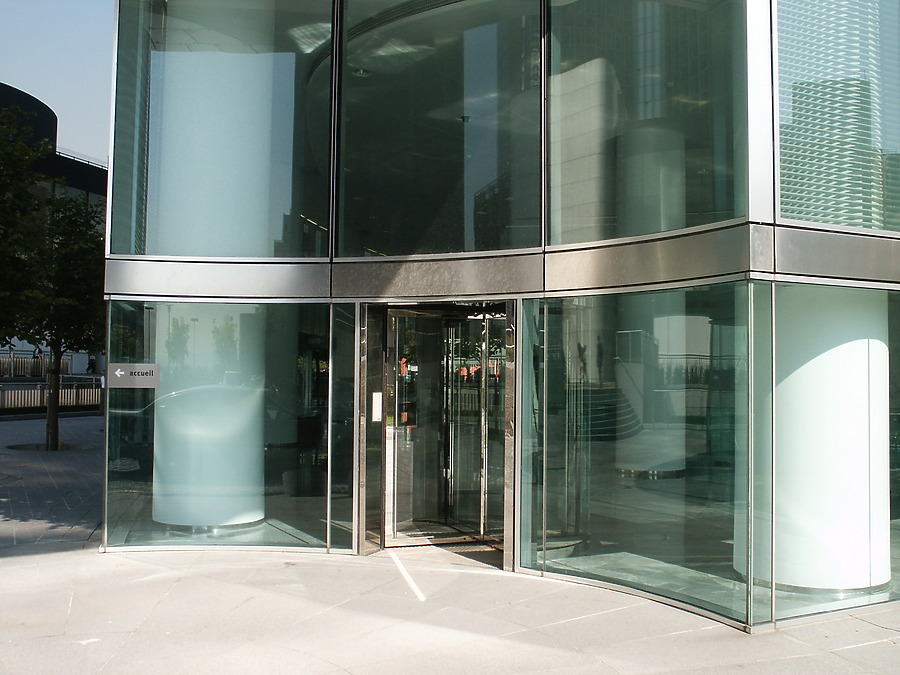 Tour EDF by Daniel Kieckhefer