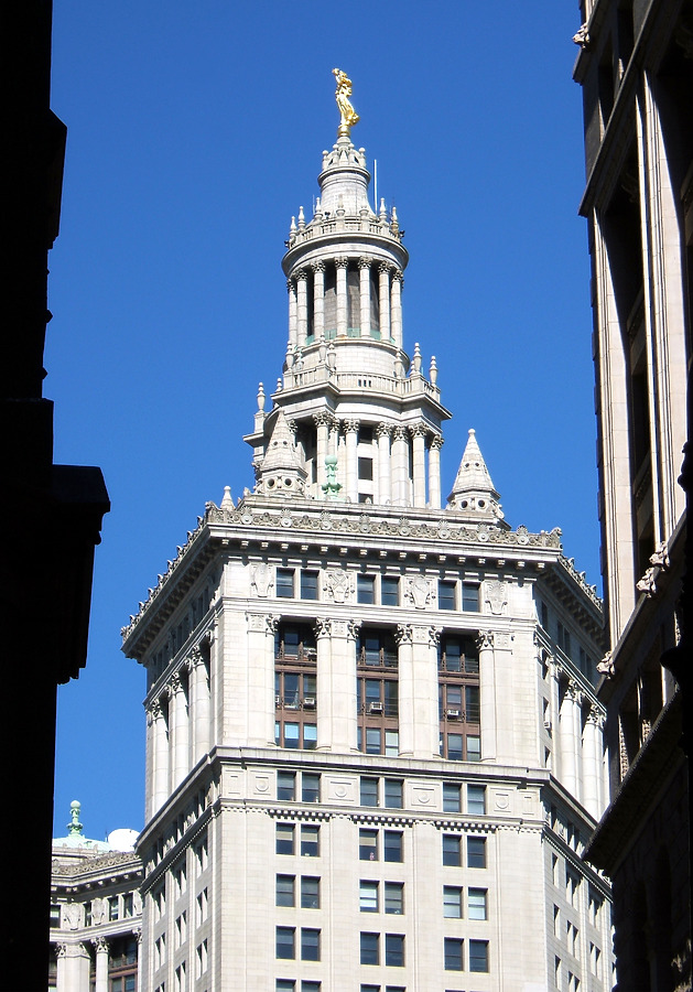 Manhattan Municipal Building by John Cahill
