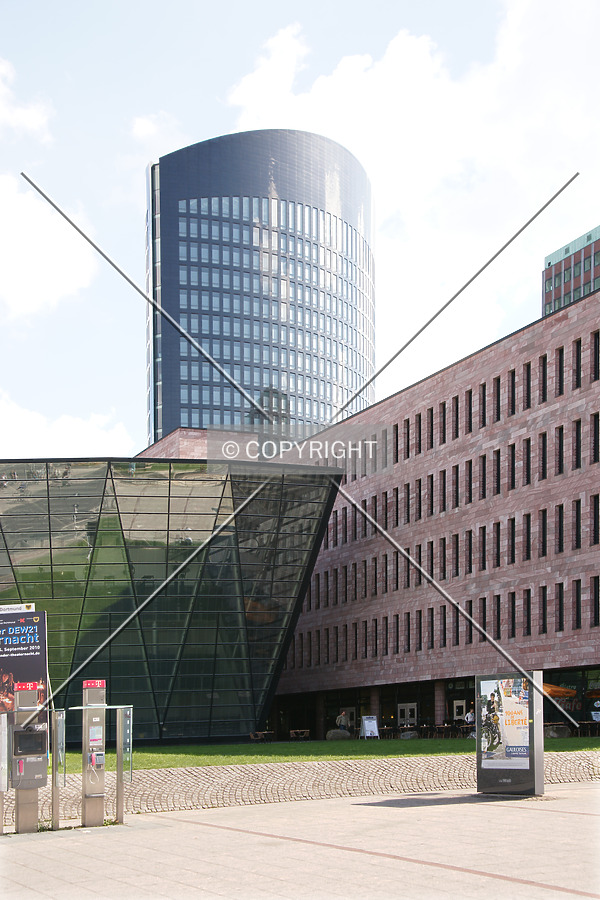 RWE Tower by Nephilim