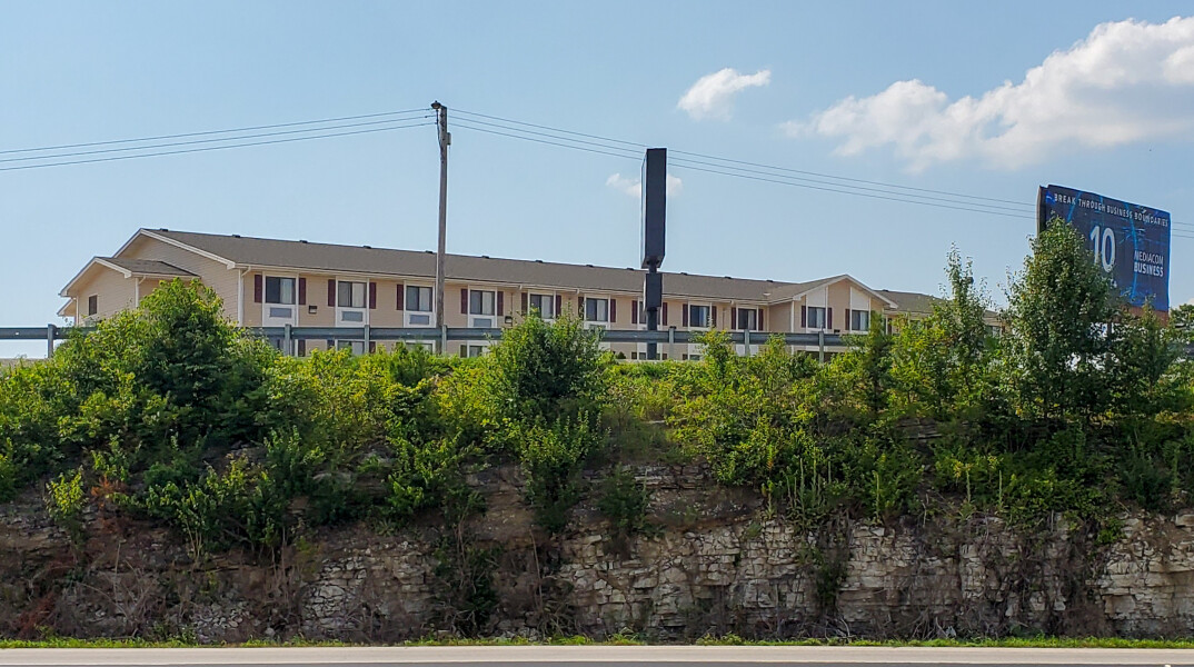 Travelodge by Wyndham Jefferson City