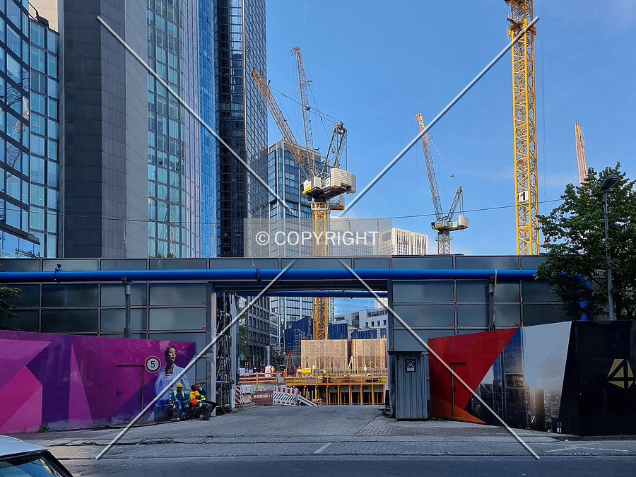 FOUR Frankfurt - Tower 1 by Nephilim