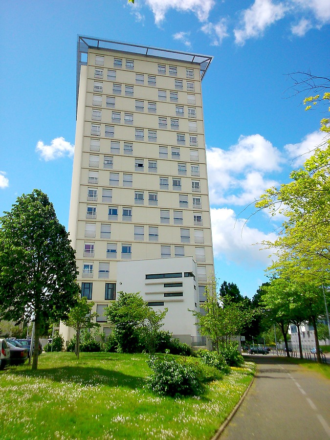 58 Rue Pierre Blandin by Judikaël Ninon