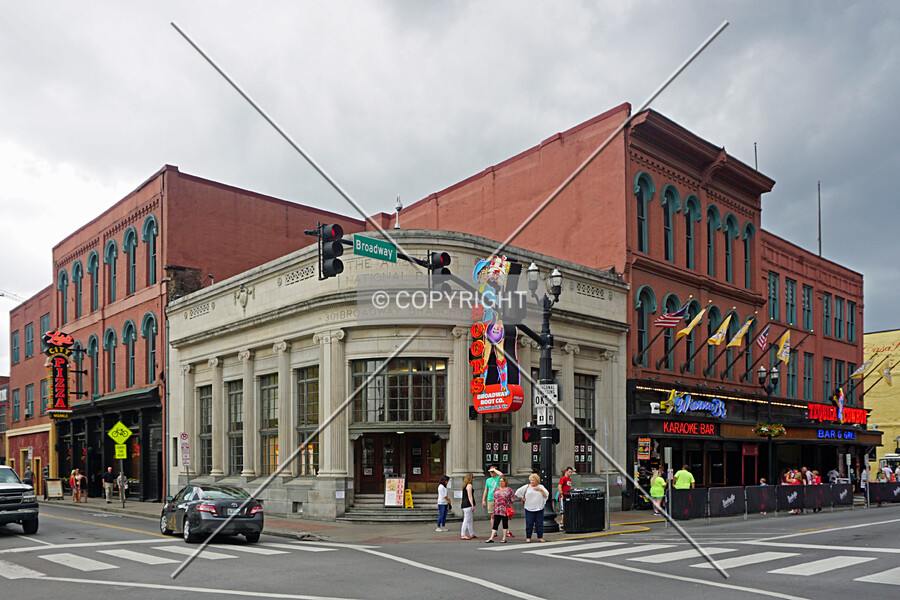 305 Broadway