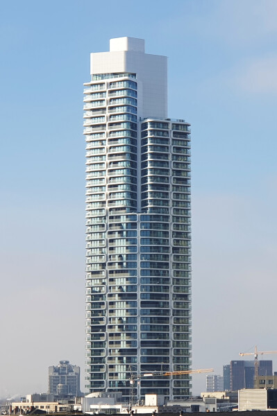 211-963-661