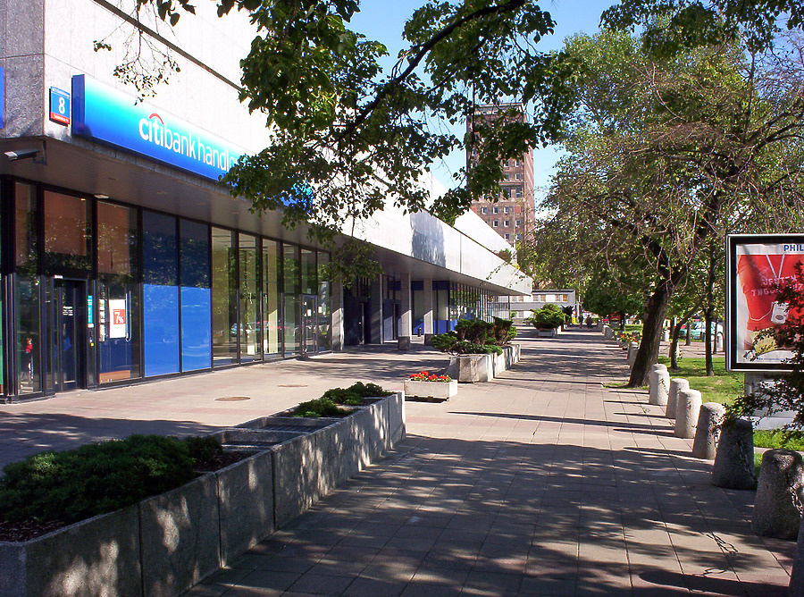 Oxford Tower Photo 212-266-326 - Stock Image - SKYDB