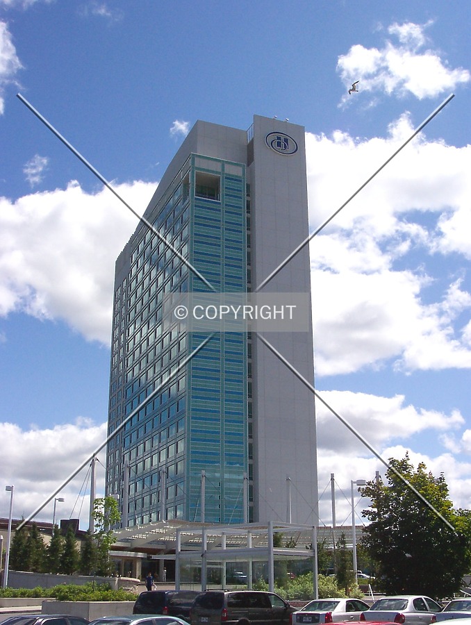 Hilton Lac Leamy by Eric Blyth