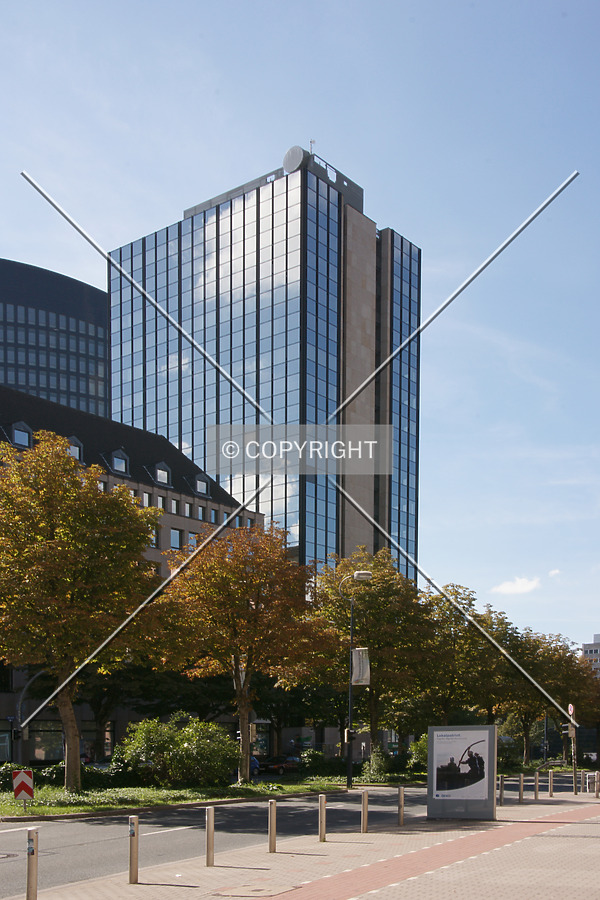 Hochhaus der Stadtverwaltung Dortmund by Nephilim