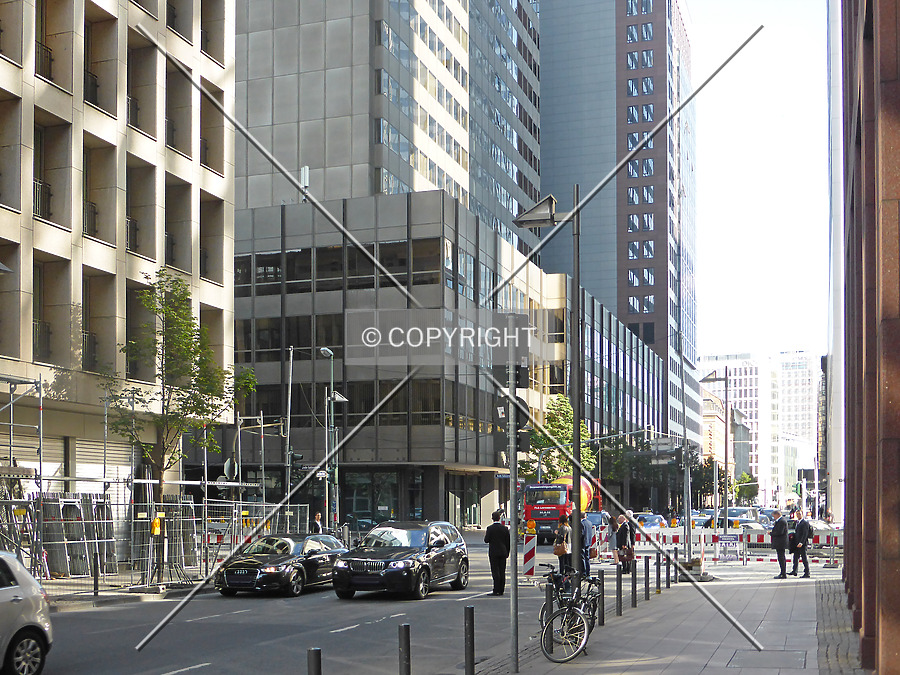 Neue Mainzer Straße 32-36 by Nephilim