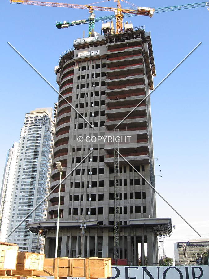 Torre Renoir 1 by Maximiliano Buono