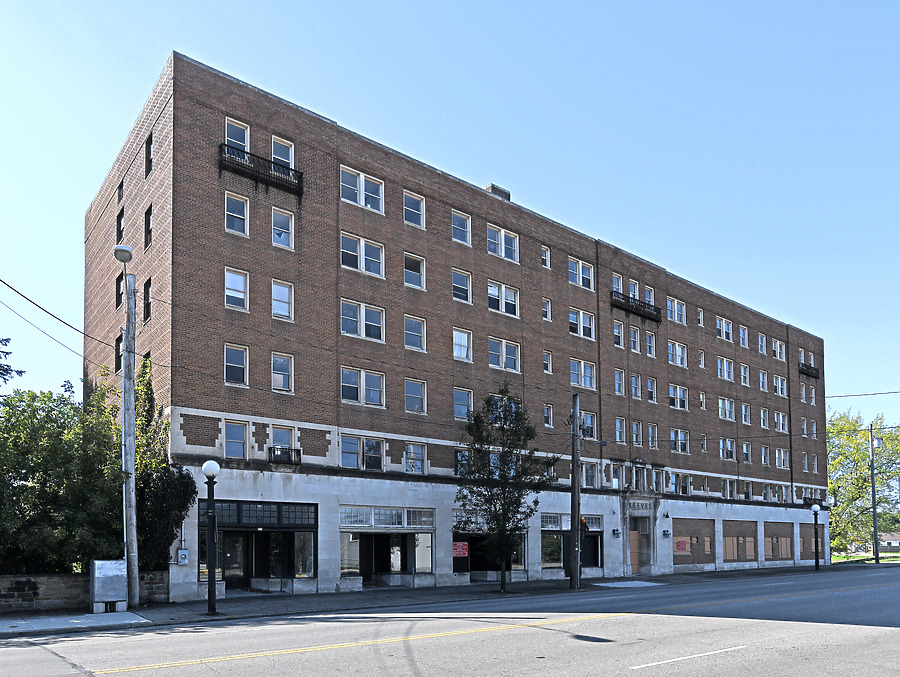 Reeves Apartments by John W. Cahill