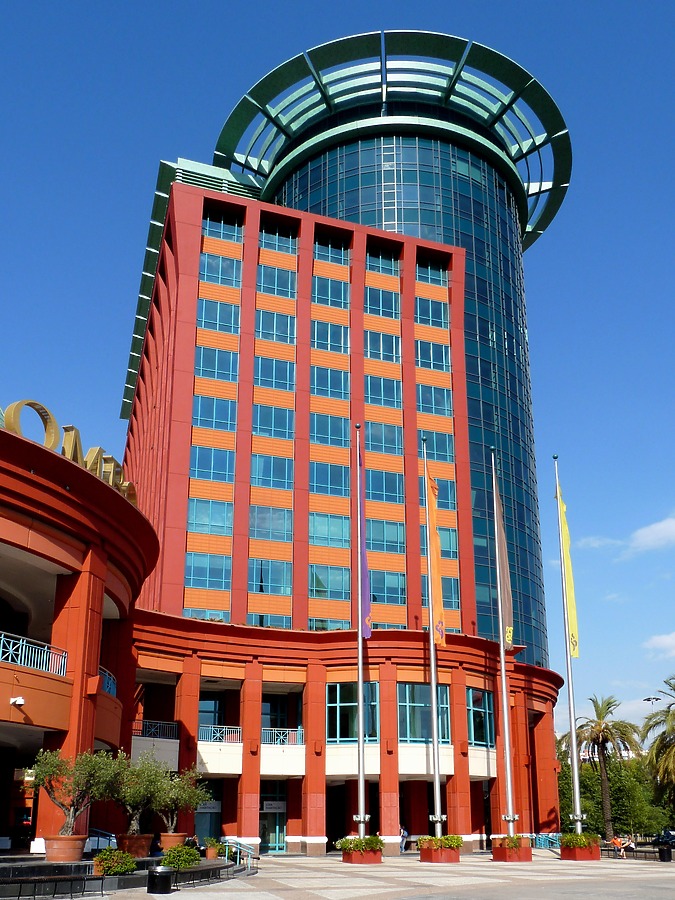 Torres do Colombo 1 by Robin Spetz