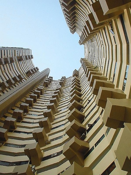 213-069-932