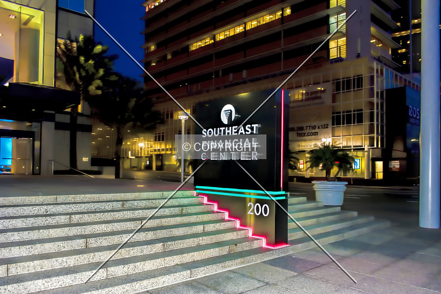 Southeast Financial Center by Jorge Molina