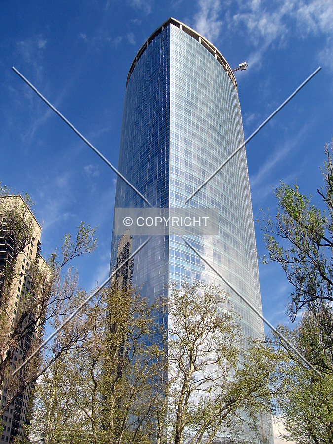 Torre Repsol YPF by Maximiliano Buono
