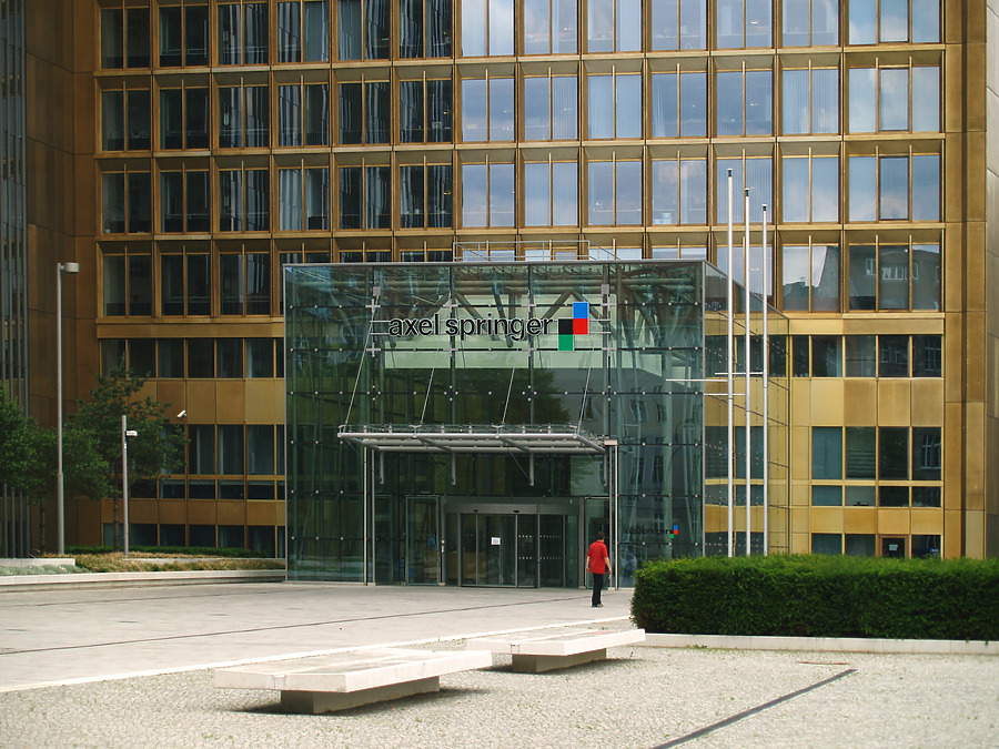 Axel Springer Hochhaus by Cesar Serrano