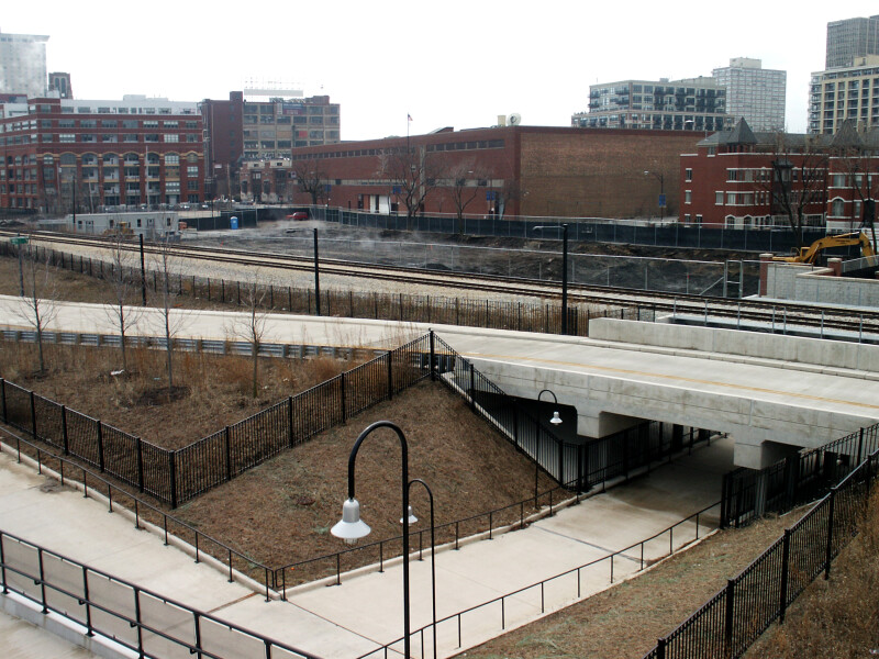 214-256-800
