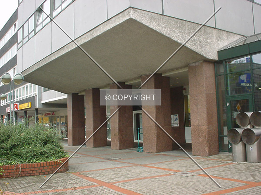 Europa-Hochhaus by Nephilim