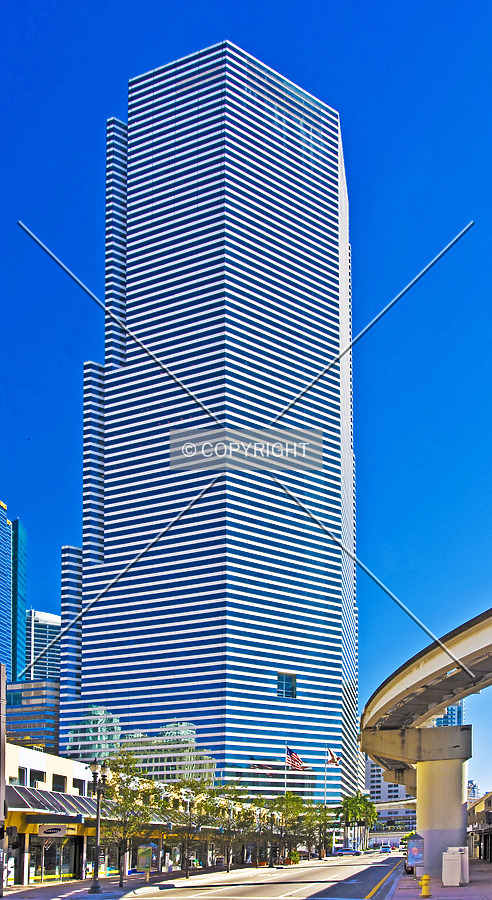 Miami Tower by Jorge Molina