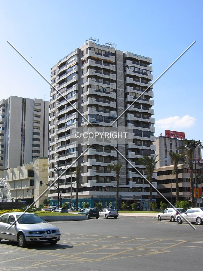 Torre Alameda by Victor Carcedo