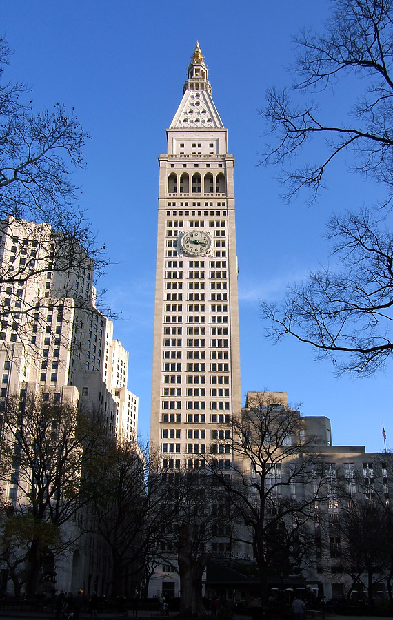 Metropolitan Life Tower by John Cahill