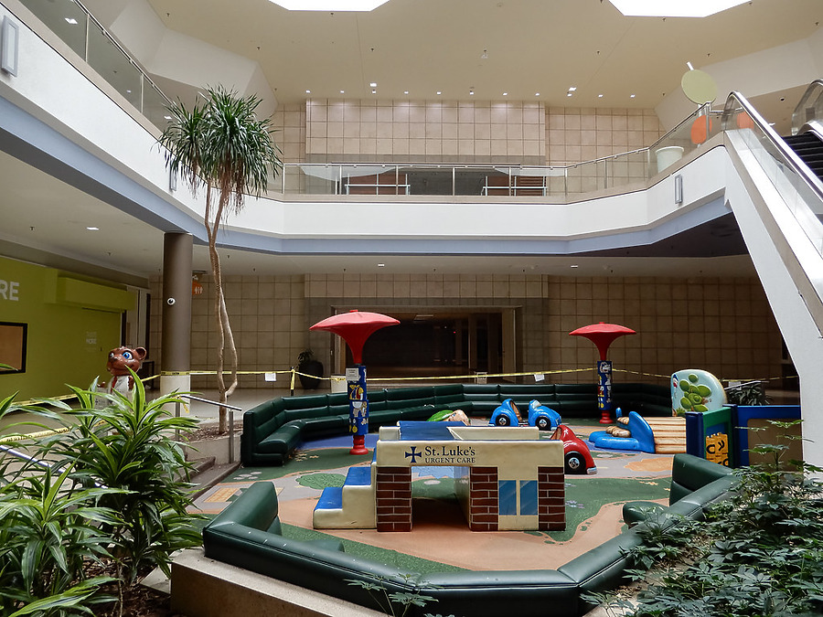 Chesterfield Mall by Dblackwood
